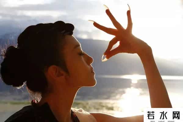 杨丽萍谈解散云南映象团队