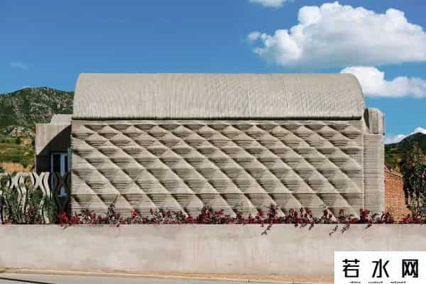 清华教授花20多万为村民3D打印住宅