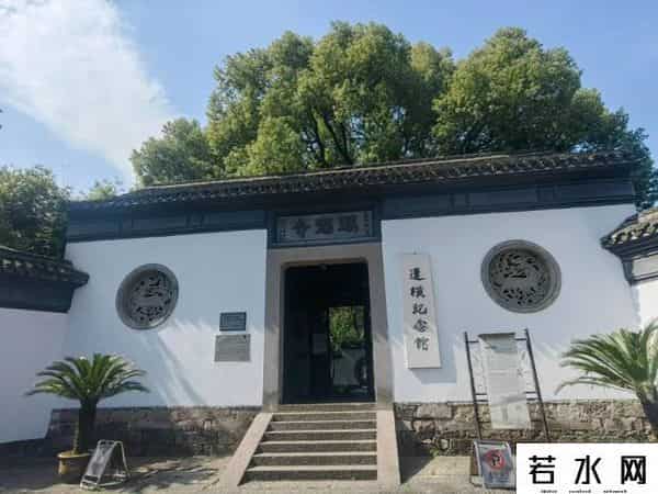 为什么年轻人爱上寺庙咖啡