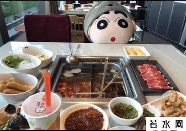 海底捞暴跌2000亿