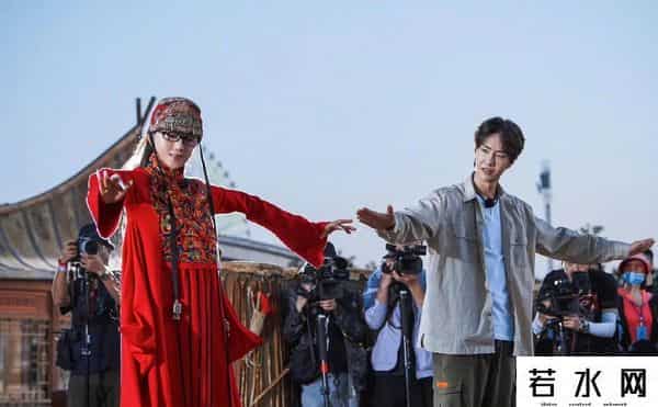 杨丽萍谈解散云南映象团队