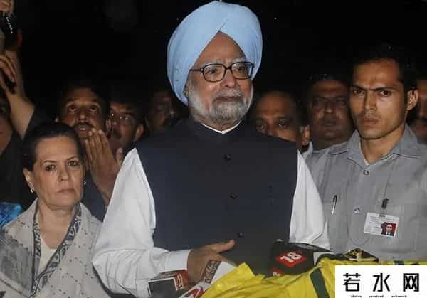 无敌奖门人恶斗美女厨房