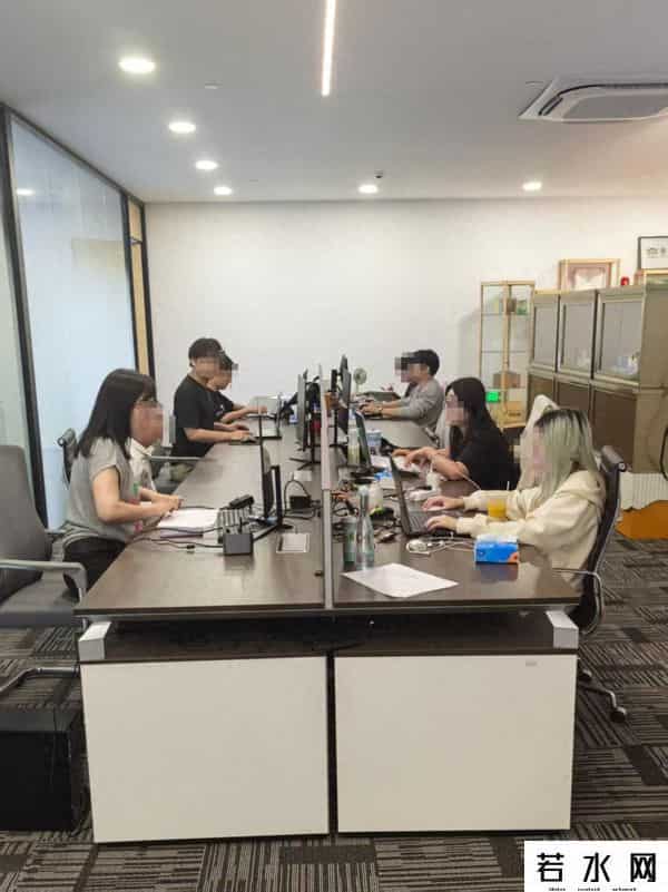 网红公司发薪水简单粗暴