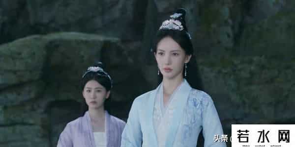 美女曝光全身的图片