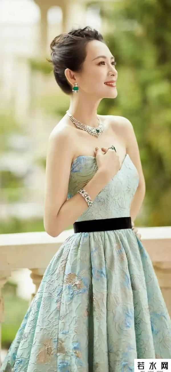 章子怡开蚌的含义