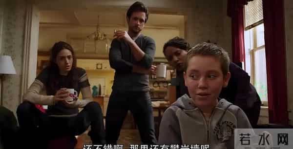 偷姐姐口红涂全脸