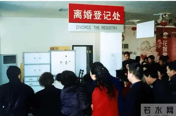 专家称2023年出现补偿性结婚潮