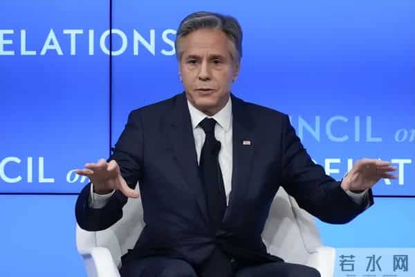 一场活动布林肯几次“变脸”