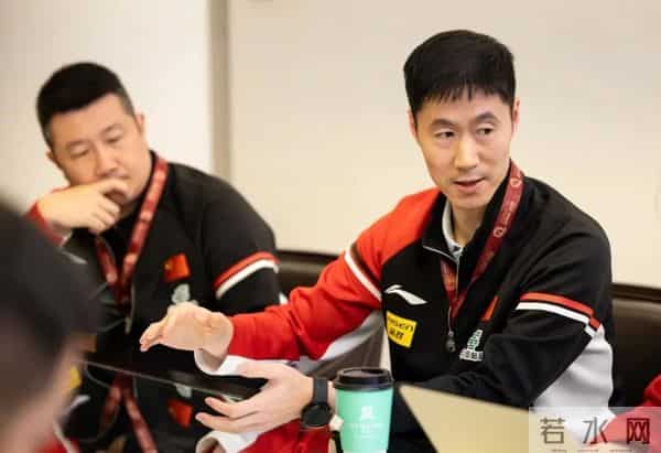 肖战教练向裁判抗议