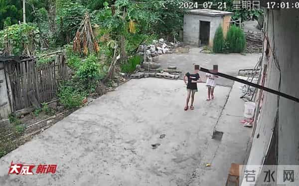 警方通报12岁女孩遭陌生男掌掴