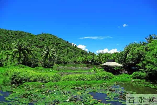 海南一漂流景区五一堵船了