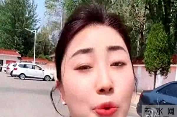 女子想帮衬弟弟30万被丈夫怒怼