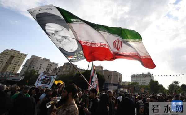 莱希葬礼伊朗超300万人送行