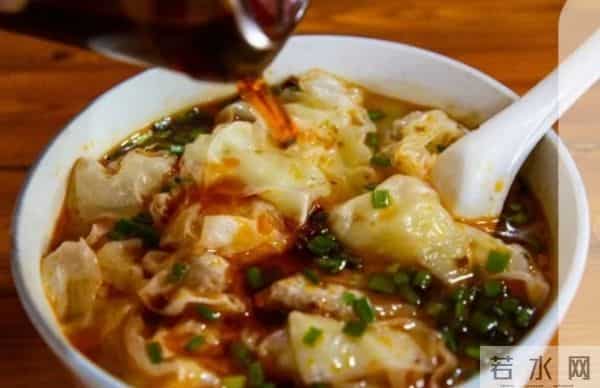 大学生赚1万多奖自己中国游