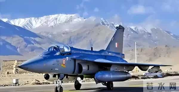 印度飞往俄罗斯客机在阿富汗坠毁