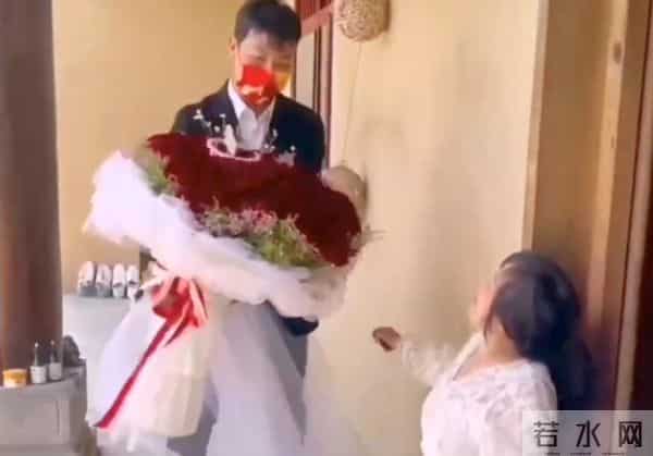 经纪人称余秀华与伴侣已分手