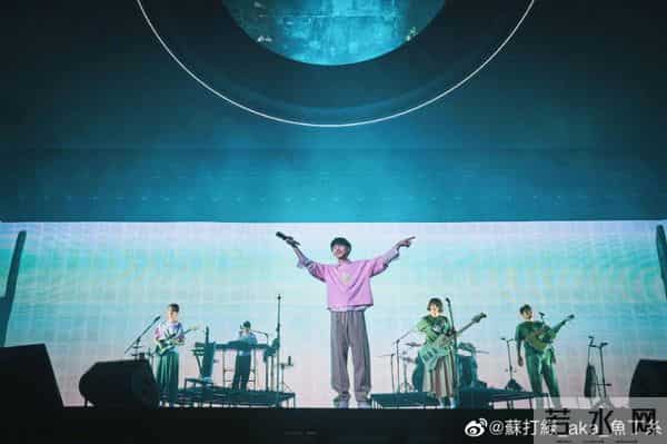 吴青峰发文请大家别听苏打绿的歌