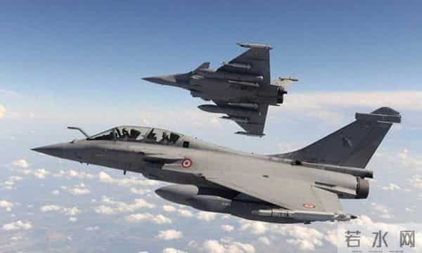 印度飞往俄罗斯客机在阿富汗坠毁