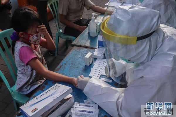 一家八口同日离世