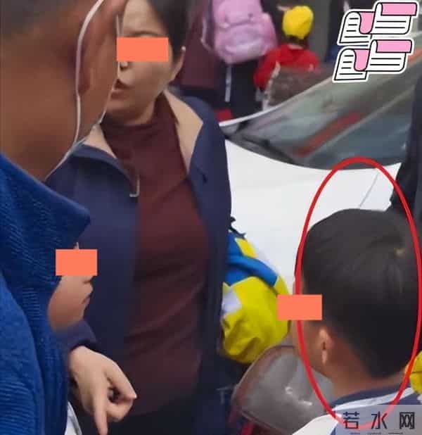 12岁女孩遭陌生男子扇耳光