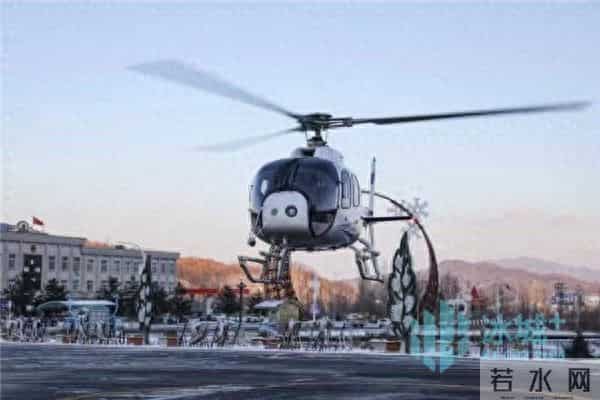 直升机载小金豆俯瞰冰雪大世界