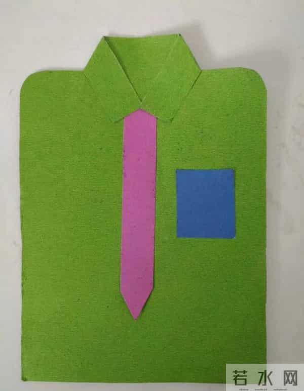 男子返岗女儿偷塞100元和卡片