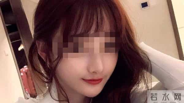 高管隐婚与女子同居