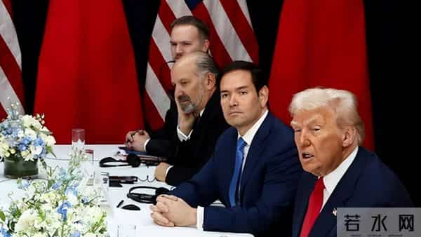 看到38年前老照片中美元首都笑了