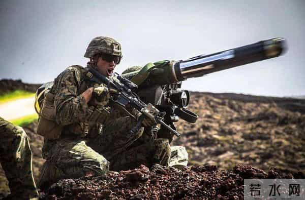 首批外国雇佣军抵乌