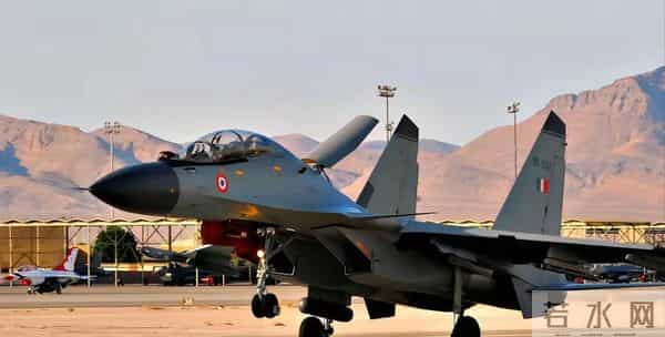 印度飞往俄罗斯客机在阿富汗坠毁