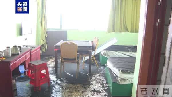 新余火灾现场距学校仅一墙之隔