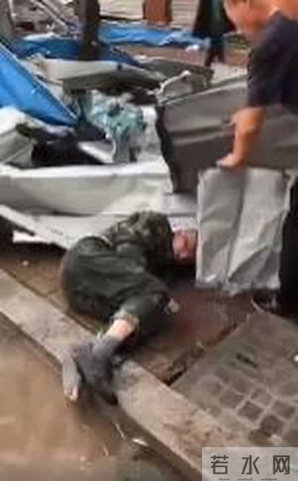 辽宁突发龙卷风 事发地在居民区附近