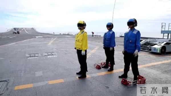 直击辽宁舰内部:女舰员区布置温馨