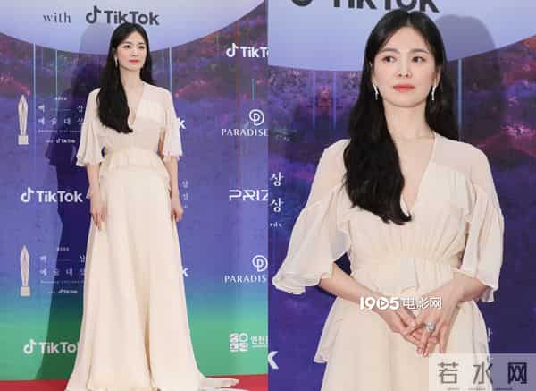 宋慧乔妍珍呐我得奖了