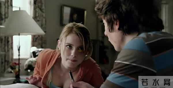 偷姐姐口红涂全脸