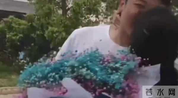 经纪人称余秀华与伴侣已分手