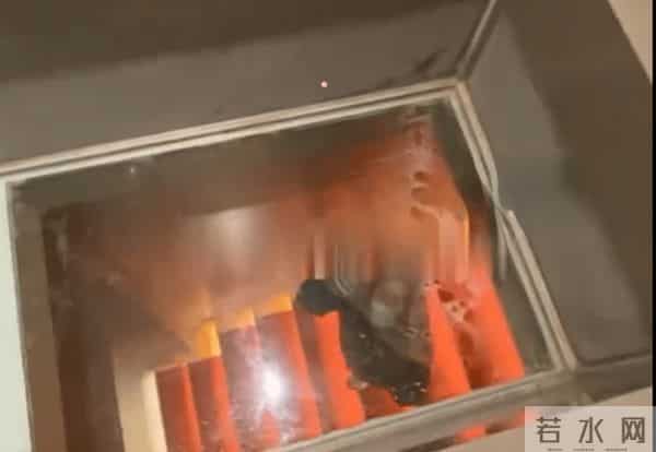 民宿回应透明底浴缸-不会泄露隐私