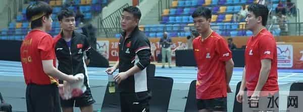 乒乓球专家-换拍每场要降一到两分