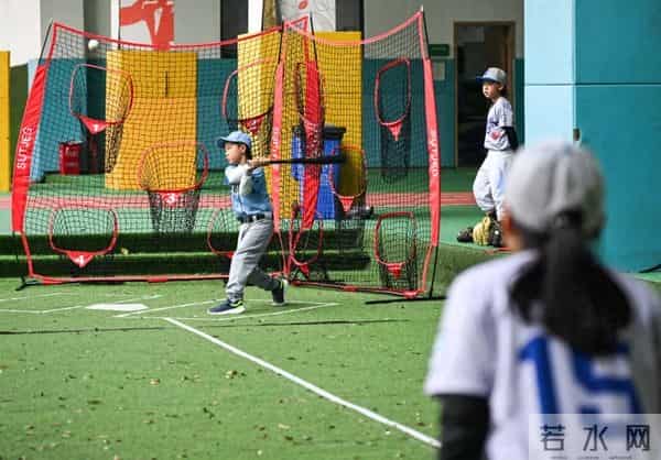 代表建议取消1至3年级家庭作业