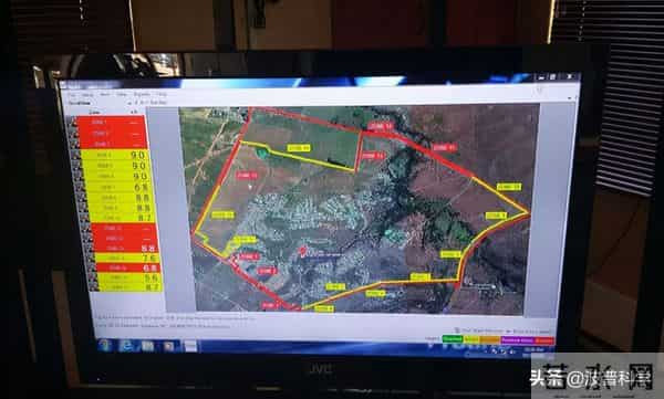 孟晚舟戴脚铐留淤青