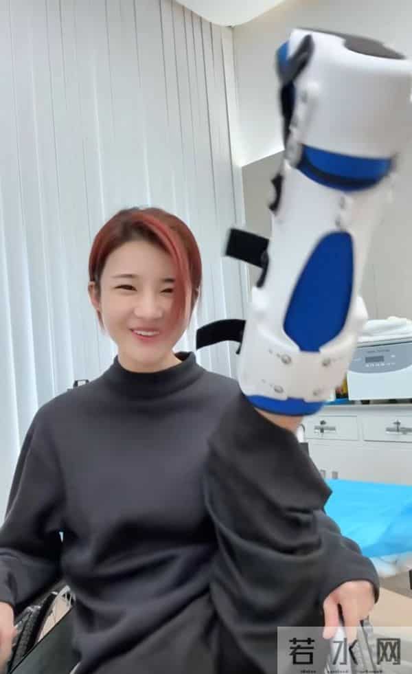 网红跳水粉碎性骨折