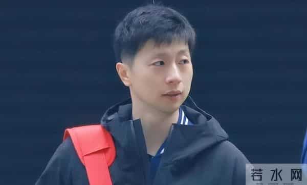 马龙谈看樊振东单打落泪