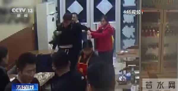 淄博两家烧烤店疑抢生意互殴