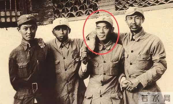 3个亲姐妹嫁给同一单位3名军官