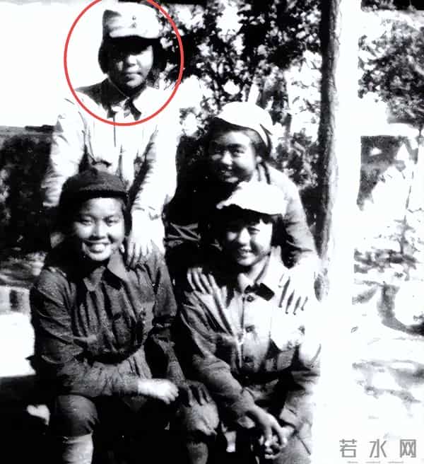 3个亲姐妹嫁给同一单位3名军官