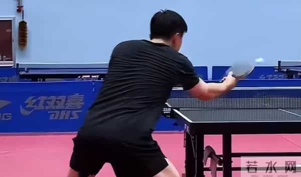 马龙谈看樊振东单打落泪