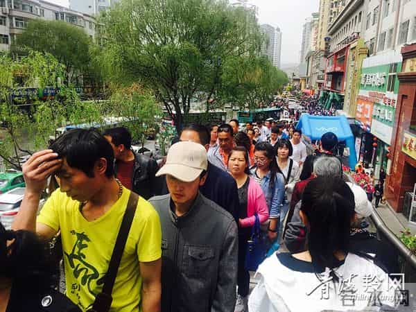 堵堵堵!五一前各地交通压力攀升