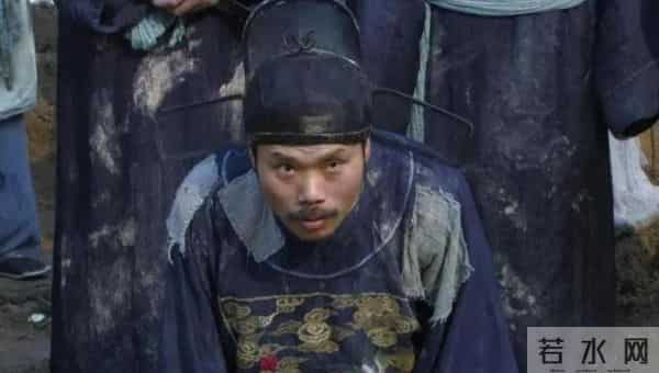 贪官装清廉:坐拥36套房还要租房住