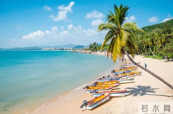 海南一漂流景区五一堵船了