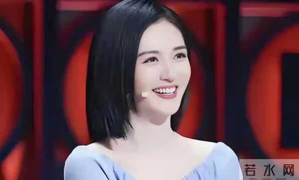 谢娜唱《她她她》引争议